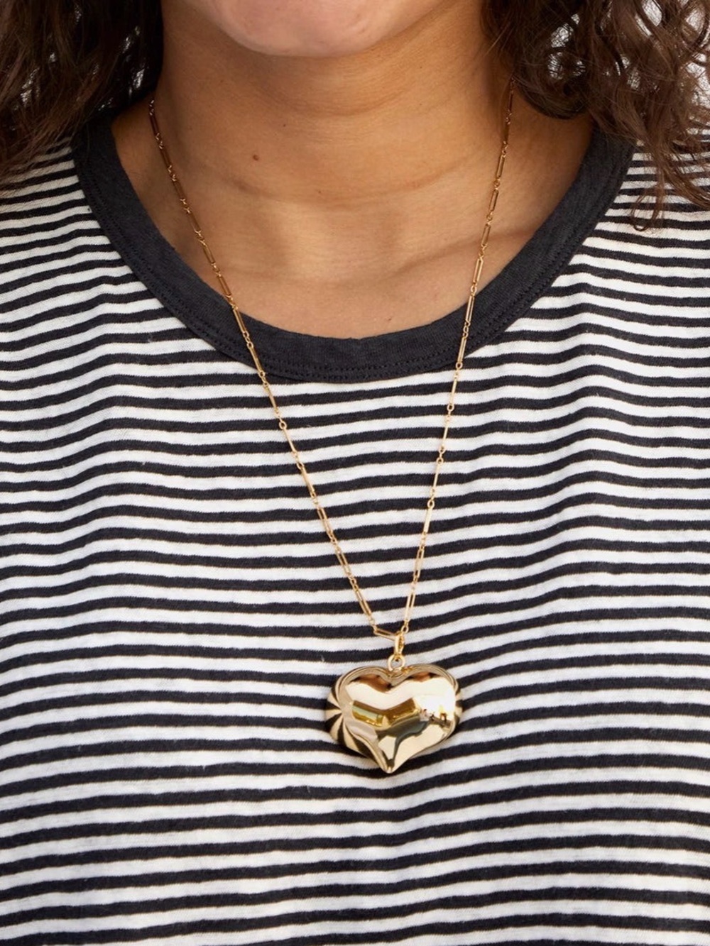 Clare V balloon heart pendant - Picture 2 of 5